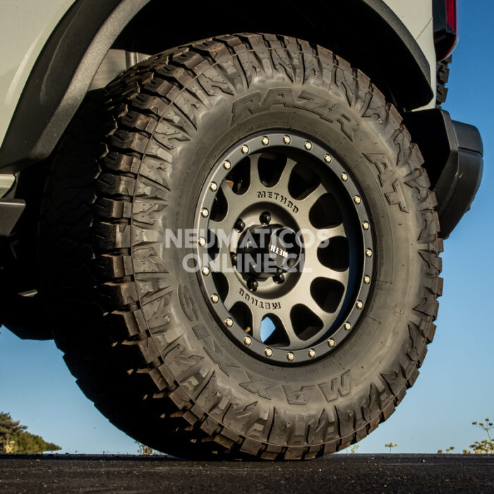 225/65R17 106H XL M+S RAZR AT-811 - Imagen 3